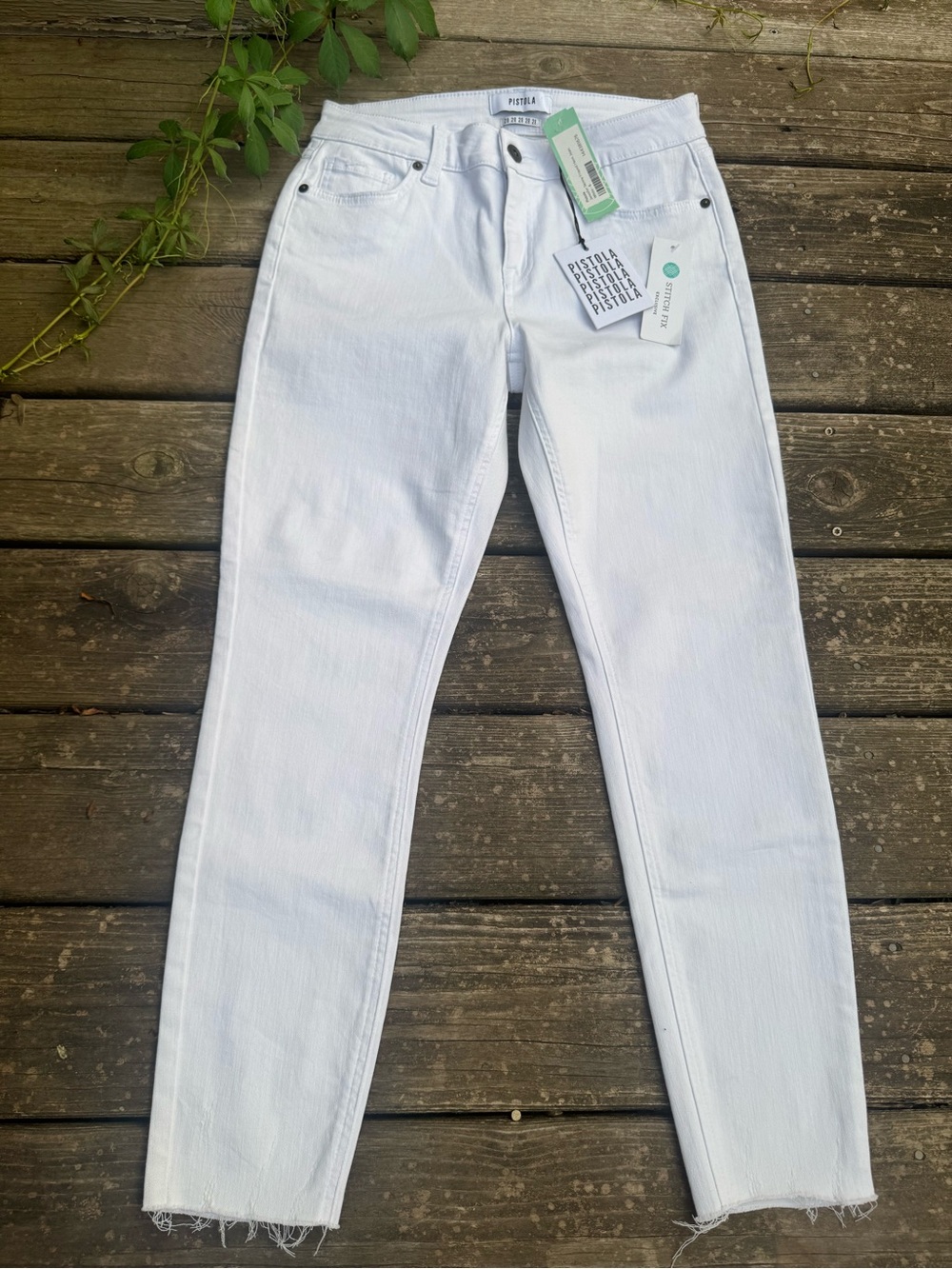 Pistola White Raw Frayed Hem Jeans Jennifer Size 28 NEW